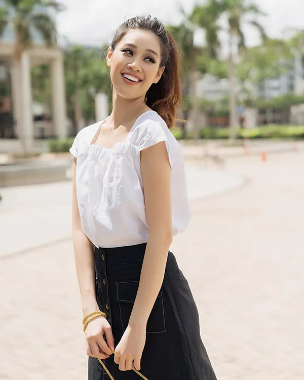 Áo Sơ Mi Cổ Vuông Nữ F2 Fashion & Freedom Linen Tháng Năm Rực Rỡ AK389-T-S-0520 Màu Trắng Size S