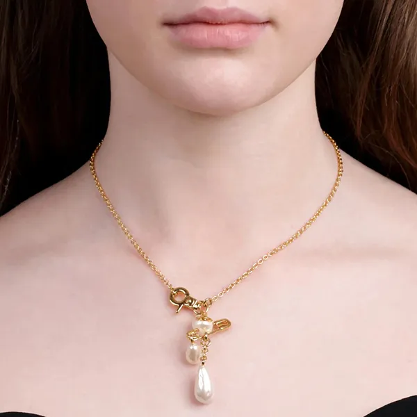 Dây Chuyền Vivienne Westwood Claude Small Necklace Màu Vàng Gold