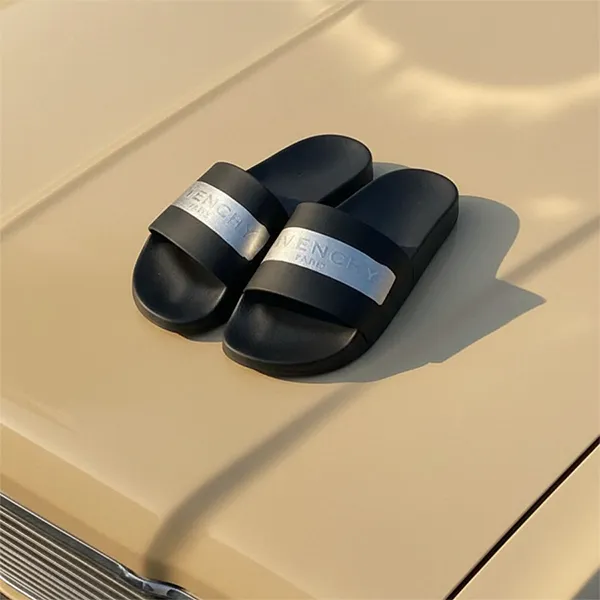 Dép Givenchy Black And White Striped Slippers BH300SH0SF 008 Màu Đen Size 39