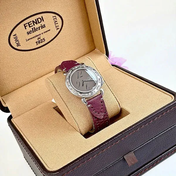 Đồng Hồ Nữ Fendi Leather Analogue Selleria Watch 36mm Màu Xám Đỏ