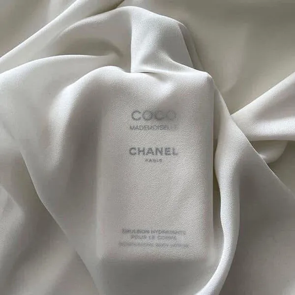 Dưỡng Thể Nước Hoa Chanel Coco Mademoiselle Body Lotion 200ml