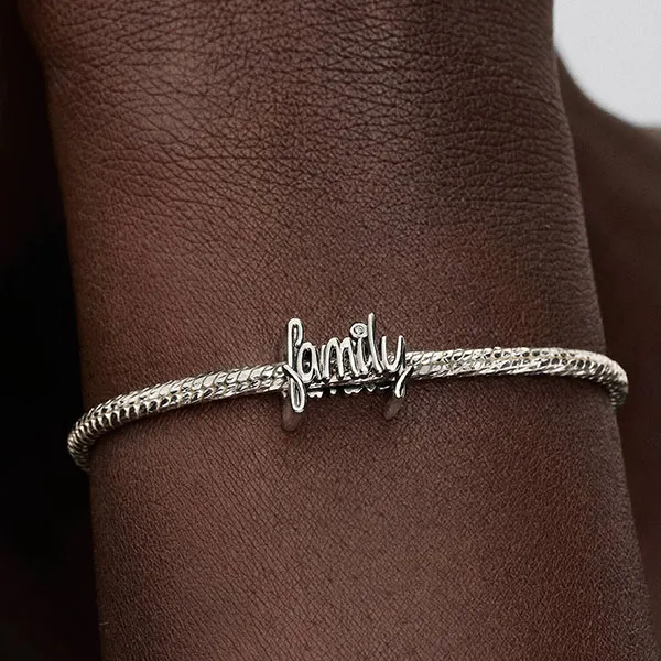Hạt Vòng Charm Pandora Handwritten Family Charm 794250C01 Màu Bạc