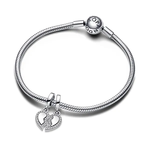 Hạt Vòng Charm Pandora Moments Hai Mảnh Ghép Hình Trái Tim 792743C01 Màu Bạc