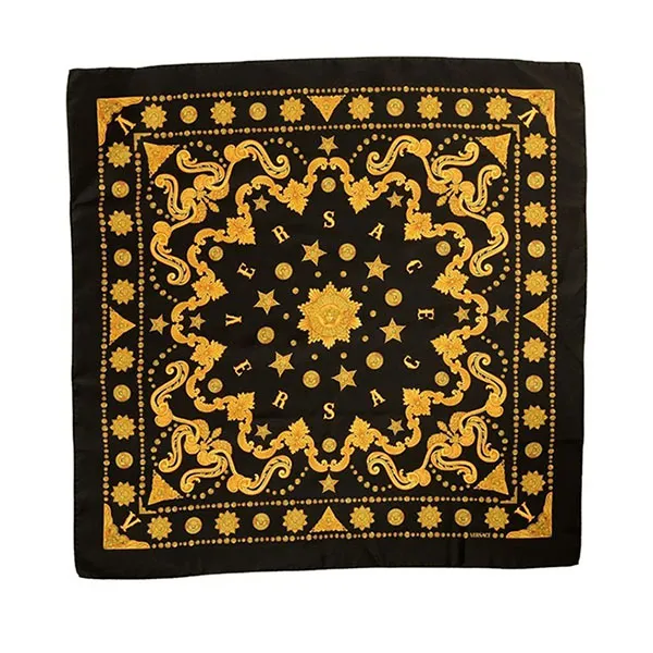 Khăn Nữ Versace Black & Gold Versace Signature Print 100% Silk Shawl Scarf Bandana Màu Đen Vàng