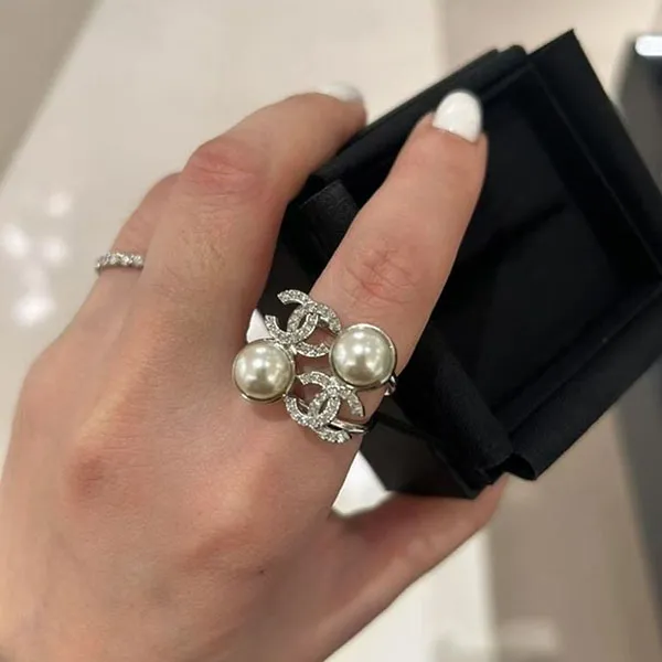 Nhẫn Nữ Chanel Coco Mark Ring Màu Bạc Size 12
