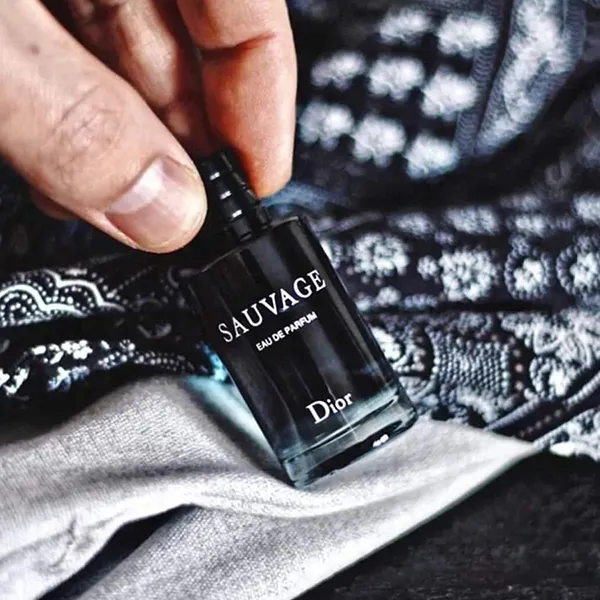 Nước Hoa Nam Dior Sauvage Eau De Toilette Mini 10ml