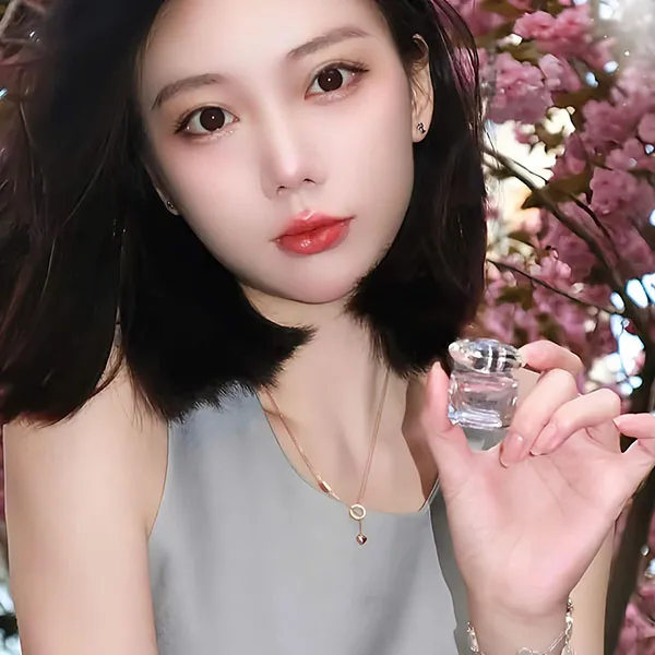 Nước Hoa Nữ Versace Bright Crystal Eau De Toilette (EDT) 5ml