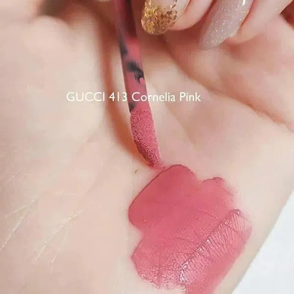 Son Kem Lì Gucci Rouge Liquid Matte Màu 413 Cornelia Hồng Khô