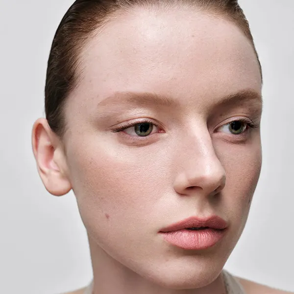 Son Lì Prada Monochrome Hyper Matte Lipstick B11 Alabaster Màu Nâu Nude