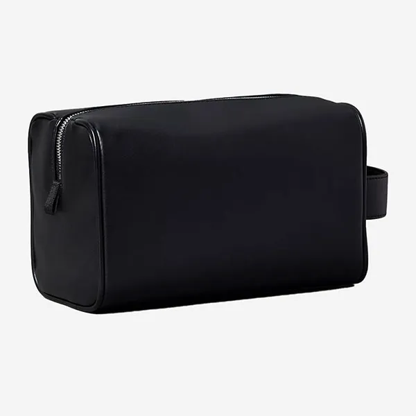 Túi Cầm Tay Nam Calvin Klein Solid Dopp Kit Bag Màu Đen
