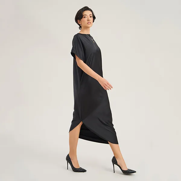 Váy Lụa Nữ F2 Fashion & Freedom The Girl In Vogue D745-D-S-0823 Màu Đen Size S