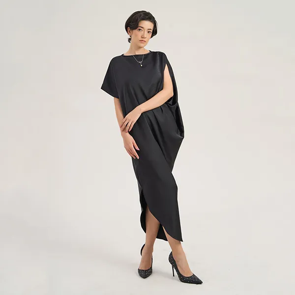 Váy Lụa Nữ F2 Fashion & Freedom The Girl In Vogue D745-D-S-0823 Màu Đen Size S
