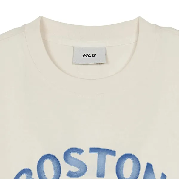 Áo Phông Nữ MLB Heart Over Fit T-Shirts Boston Red Sox 3FTSH0144-43CRS Màu Trắng Kem Size XS