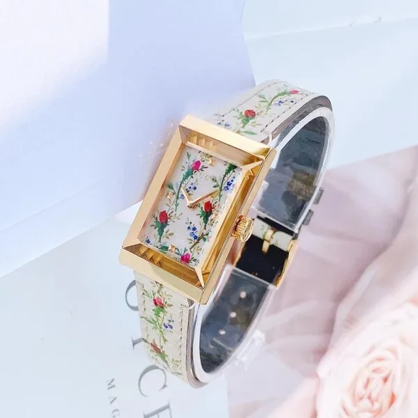 Đồng Hồ Nữ Gucci G-Frame Mother Of Pearl Floral Dial Ladies Watch YA147407 Màu Trắng