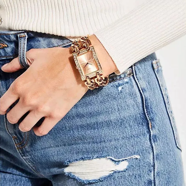 Đồng Hồ Nữ Guess Vanity Rose Gold Watch 28.5x39mm Màu Vàng Hồng