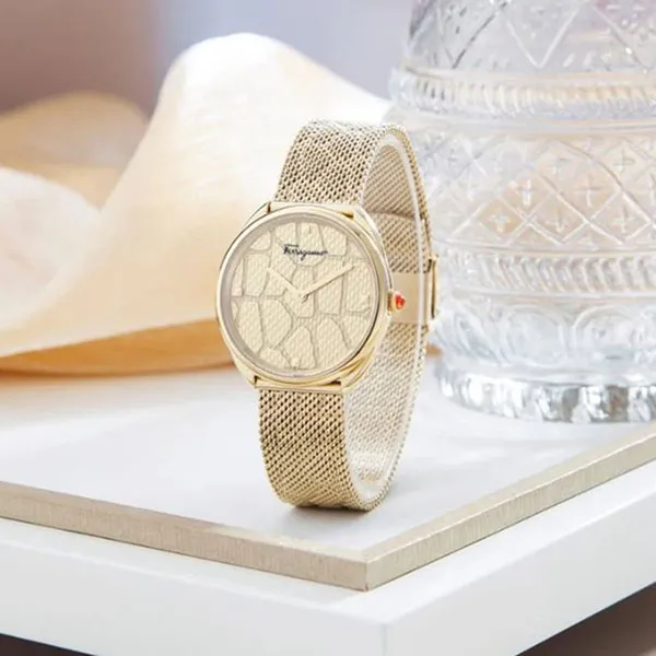 Đồng Hồ Nữ Salvatore Ferragamo Cuir Watch 34mm Màu Vàng