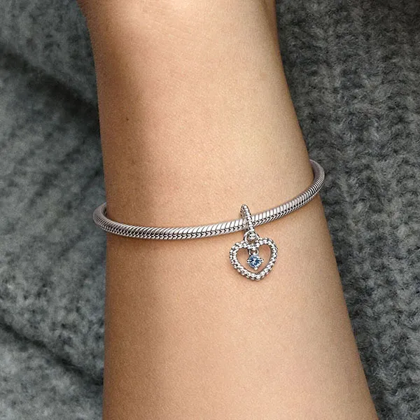 Hạt Vòng Charm Nữ Pandora Aqua Blue Beaded Heart Dangle Sterling Silver 798854C01 Màu Bạc Xanh