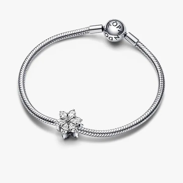 Hạt Vòng Charm Nữ Pandora Sparkling Herbarium Cluster Sterling Silver 792623C01 Màu Bạc Trắng