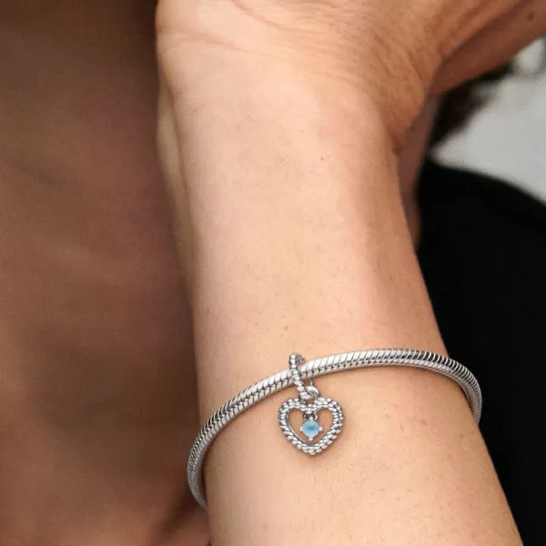 Hạt Vòng Charm Pandora Sky Blue Beaded Heart Dangle Charm Sterling Silver 798854C07 Màu Bạc