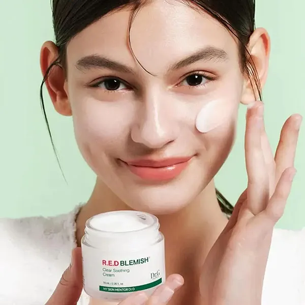 Kem Dưỡng Dành Cho Da Mụn Dr.G R.E.D Blemish Clear Soothing Cream 70ml