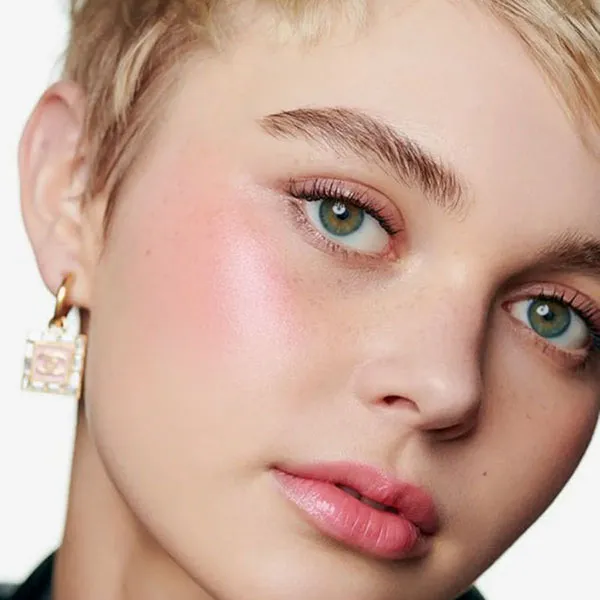 Sáp Trang Điểm Đa Năng Dạng Thỏi Chanel Duo De Baumes Highlight & Lipstick Limited Tone 08 Pure Glow