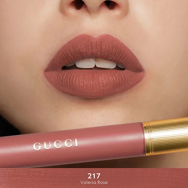 Son Kem Gucci Rouge Liquid Matte 217 Valeria Rose Màu Hồng Đất