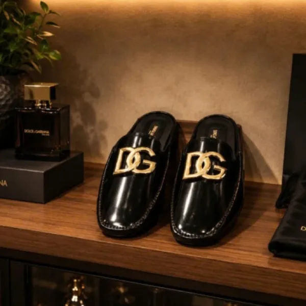 Giày Sục Nam Dolce & Gabbana D&G Men's Black Mules & Clogs Màu Đen Size 41 (Form Ôm)