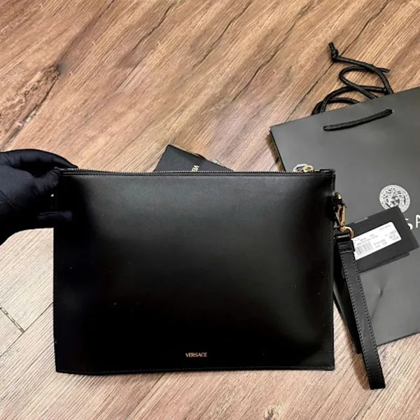Túi Cầm Tay Nam Versace Large Pouch Calf Leather Clutch Bag 1010525 1A02150 1B00V Màu Đen