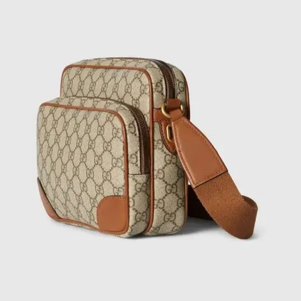 Túi Đeo Chéo Nam Gucci GG Emblem Medium Crossbody Bag Màu Be Nâu