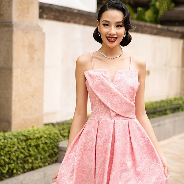 Váy Gấm Hai Dây Nữ F2 Fashion & Freedom Starry Nights D782-H-S-1223 Màu Hồng Size S
