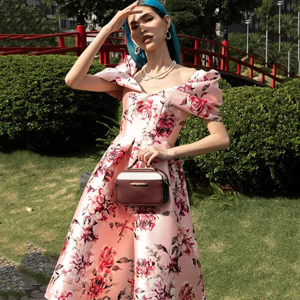 Váy Gấm Nữ F2 Fashion & Freedom Queen Of The Night D577-HH-S-0122 Màu Hồng Hoa Size S