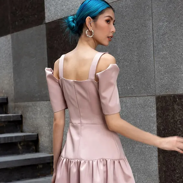 Váy Gấm Nữ F2 Fashion & Freedom Queen Of The Night D581-HN-S-0122 Màu Hồng Nhạt Size S