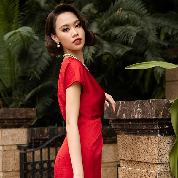 Váy Lụa Nữ F2 Fashion & Freedom Starry Nights D783-DO-S-1223 Màu Đỏ Size S