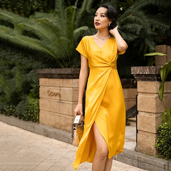 Váy Lụa Nữ F2 Fashion & Freedom Starry Nights D783-V-S-1223 Màu Vàng Size S