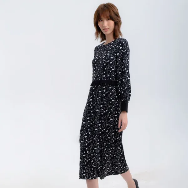 Váy Nữ F2 Fashion & Freedom Silk Hương Mùa Hè D468-DT-S-0422 Màu Đen Size S