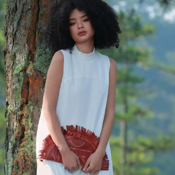 Váy Suông Nữ F2 Fashion & Freedom Kate Into The Wood D814-TRANG-S-0524 Màu Trắng Size S