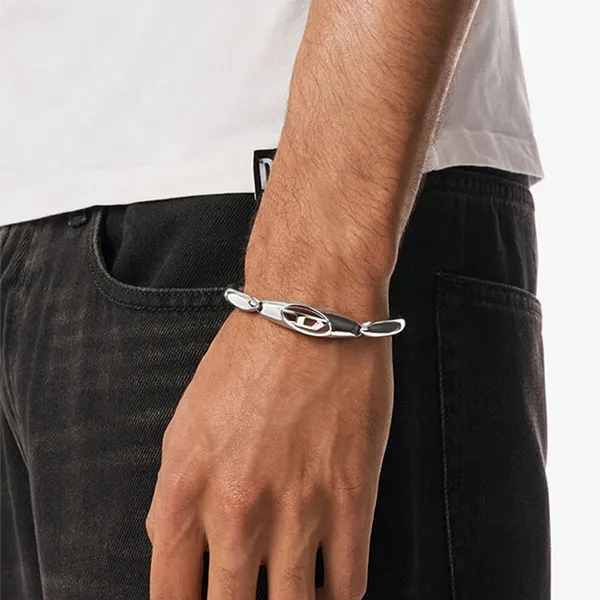 Vòng Đeo Tay Diesel Stainless Steel Bangle Bracelet DX1643040 Màu Bạc