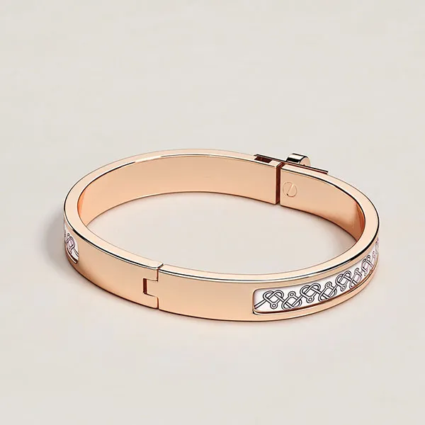 Vòng Đeo Tay Nữ Hermès Mini Clic Kelly Petits Coeurs Bracelet H205429FOA1GM Màu Vàng Hồng