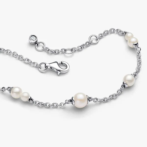 Vòng Đeo Tay Nữ Pandora Treated Freshwater Cultured Pearl Station Chain Bracelet 593172C01 Màu Bạc