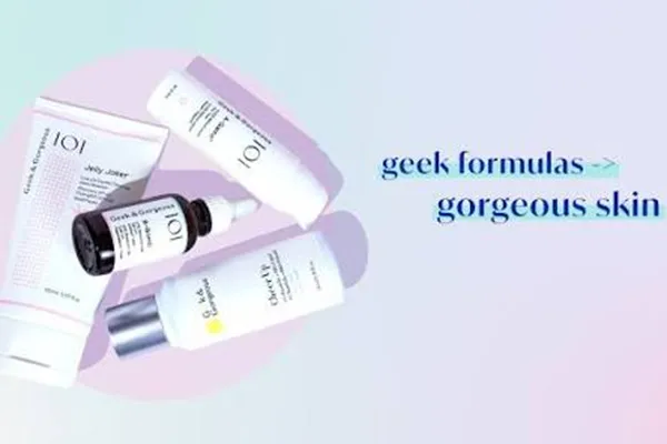 Tinh Chất Làm Sáng, Hỗ Trợ Làm Đều Màu Da Geek & Gorgeous C-Glow 30ml