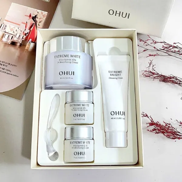 Bộ Kem Dưỡng Trắng Da Ohui Extreme White Cream Special Set 4 Món