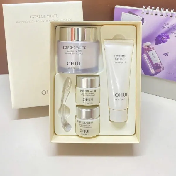 Bộ Kem Dưỡng Trắng Da Ohui Extreme White Cream Special Set 4 Món