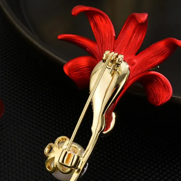 Cài Áo Nữ Meri Red Lily BR11 Màu Đỏ