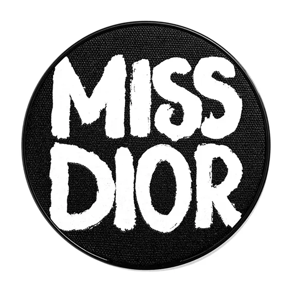 Case Đen Trắng + Lõi Phấn Nước Dior Miss Dior Forever Matte Tone 0N