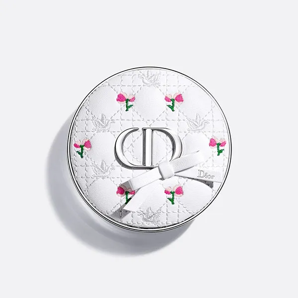 Case Trắng + Lõi Phấn Nước Dior Forever Hydra Glow Tone 0N