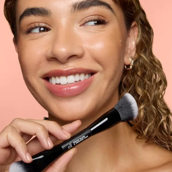 Cọ Trang Điểm Hai Đầu E.L.F Cream Blush & Bronzer Duo Brush Màu Đen