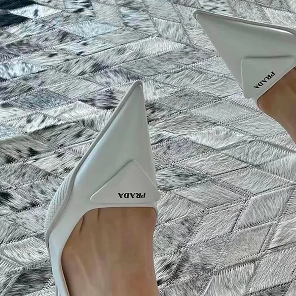Giày Cao Gót Nữ Prada Slingback Pumps Màu Trắng Size 35.5