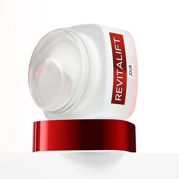 Kem Dưỡng Da Ban Ngày L'Oreal Paris Revitalift Day Cream 50ml