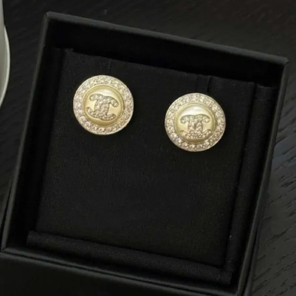 Khuyên Tai Nữ Chanel CC Round Earrings Màu Vàng