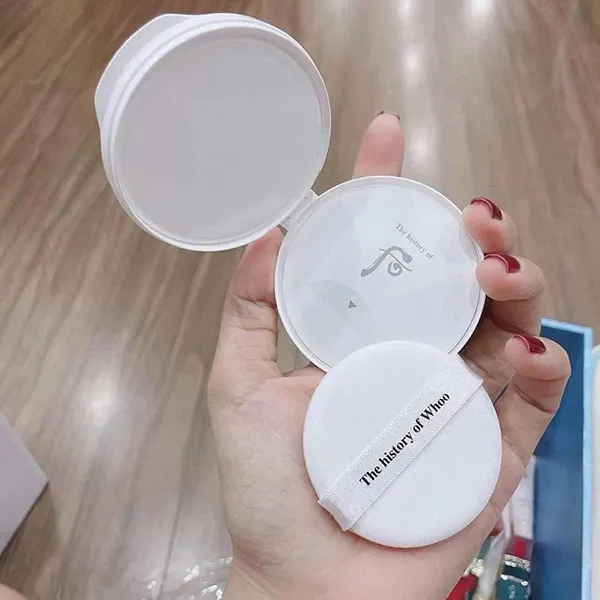 Lõi Phấn Nước Dưỡng Trắng Whoo Gongjinhyang Seol Radiant White Moisture Cushion Tone 21
